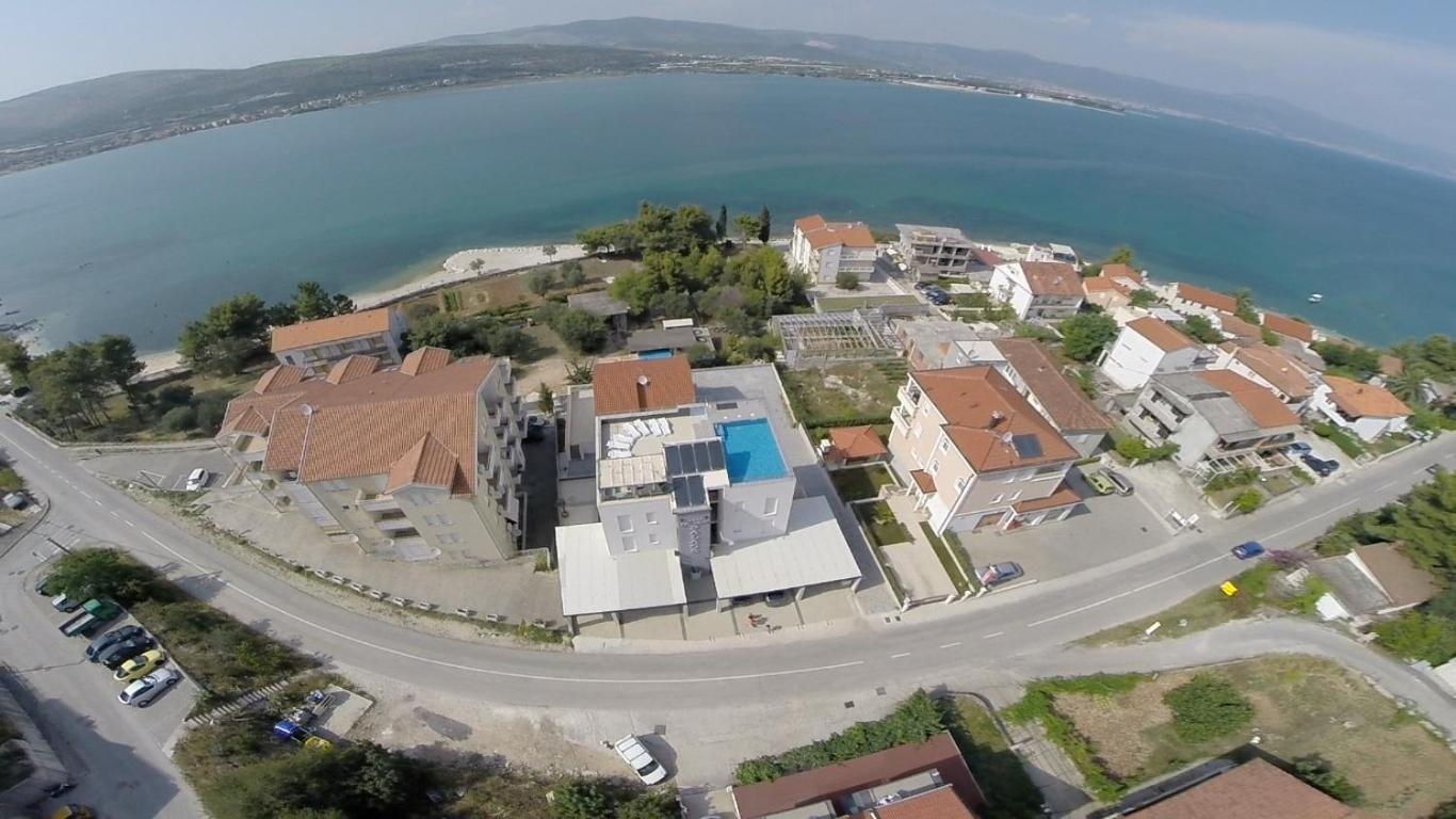 Apartments Exclusive Palace II Trogir Eksteriør bilde