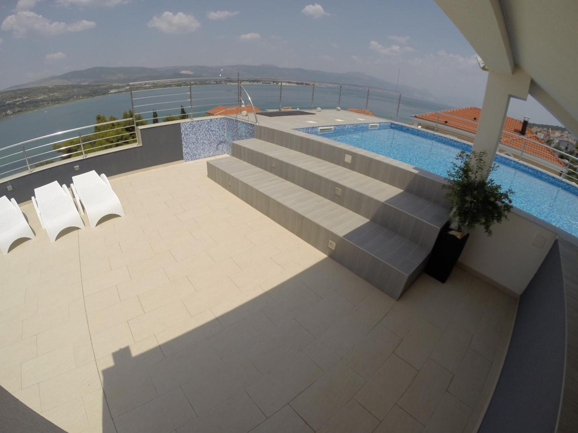 Apartments Exclusive Palace II Trogir Eksteriør bilde